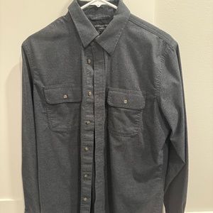 Banana Republic GREY FLANNEL Shirt, Standard Fit, Medium - SOFT & WARM